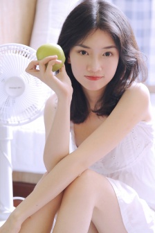 漂亮的保姆1资源